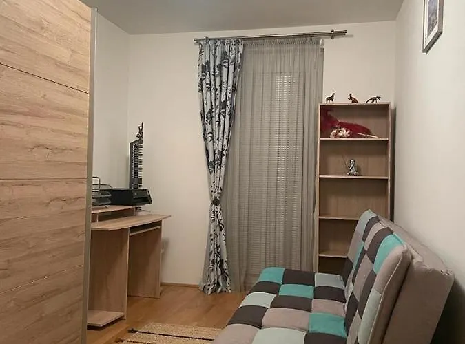 Lovely 3 Apartment